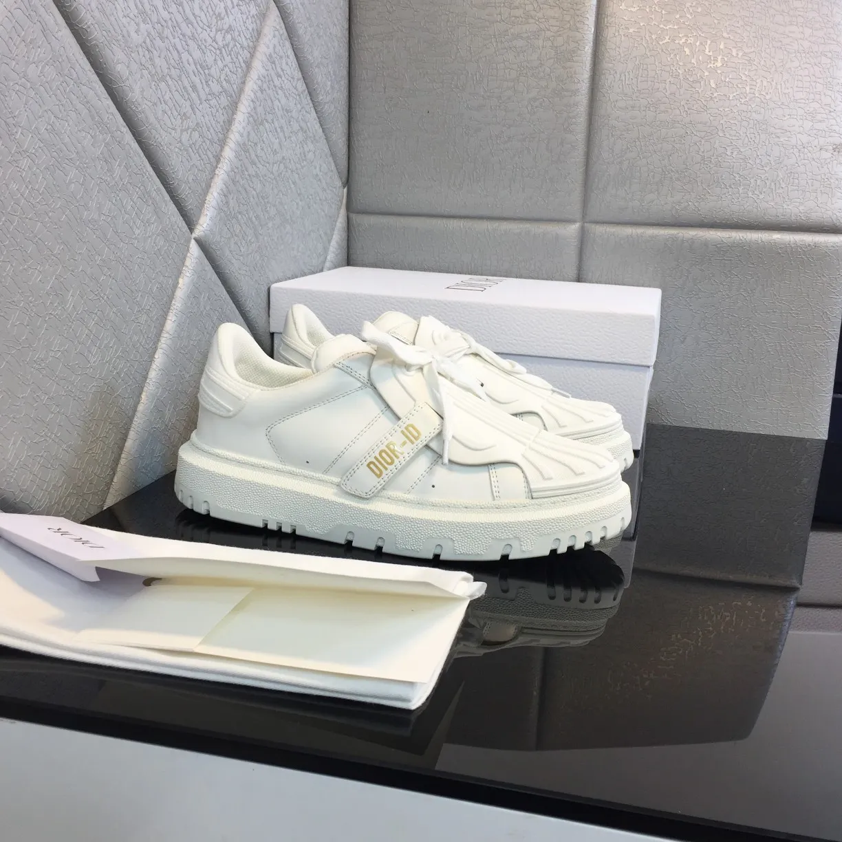 👟👟Ex-factory price 480👟👟 dior shell shoes, 2021 new colors, complete colors, quality depends on the details, welcome to see the board. The outsole is made of original T👟👟 ex-factory price U outsole, size: 35-41 (41 is custom-made, first order)